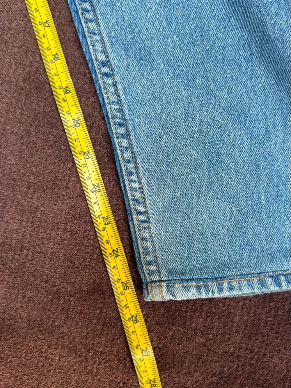 Levis relaxed straight